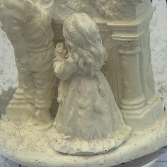 Snow Globe Dept. 56 Music Christmas Themed "Deck the Halls" Vintage - Picture 6 of 12